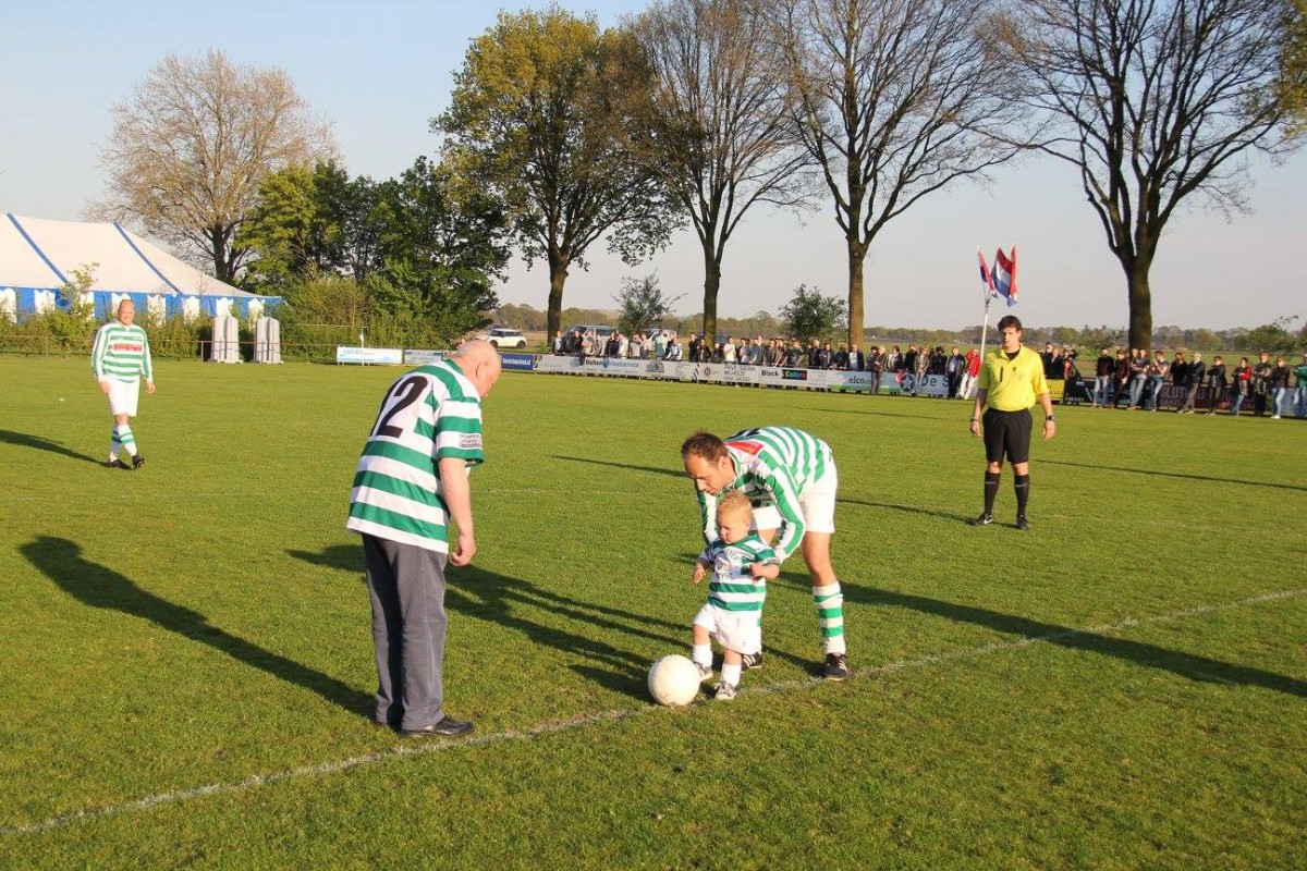 Aftrap verricht door Geerke & Finn